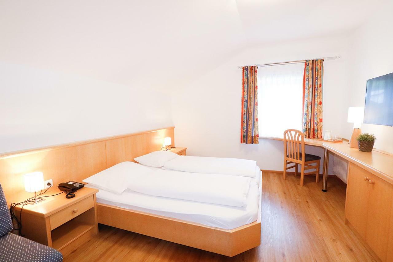 Pension Cafe Maier Golling an der Salzach Exterior foto